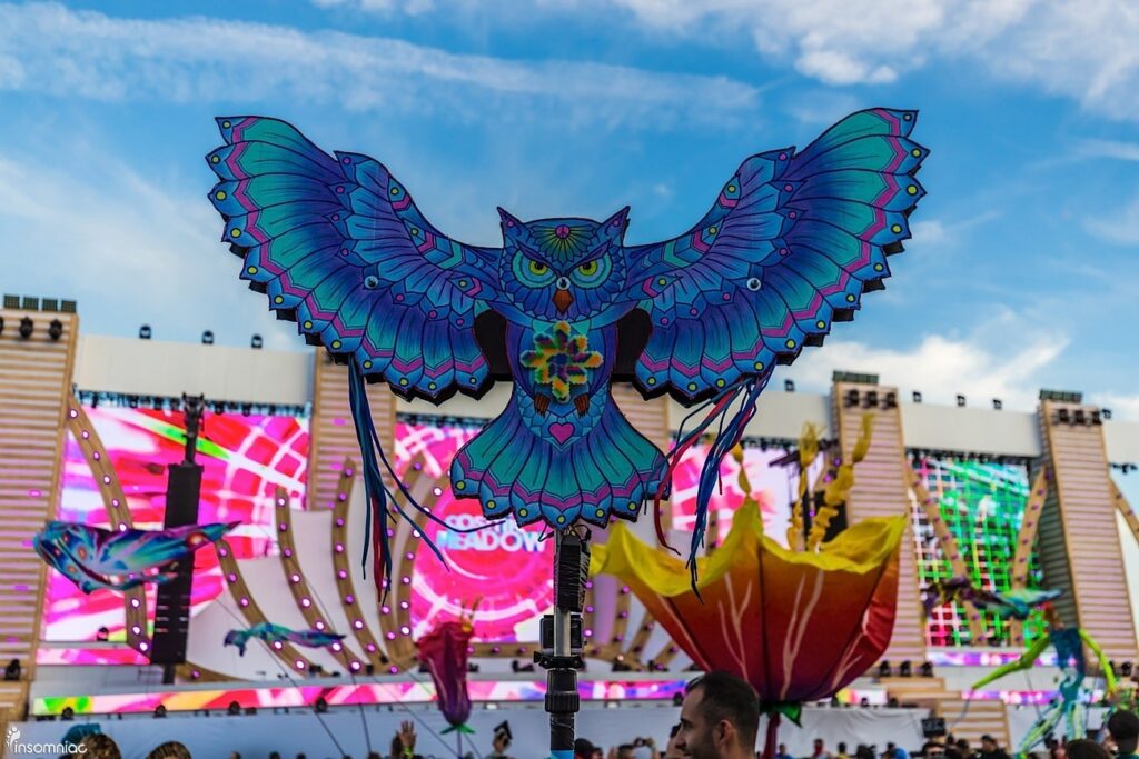 Electric Daisy Festival Orlando the best owl ever to touch a totem