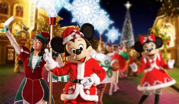 Disney_Mickey_Minnie_Christmas_1600px